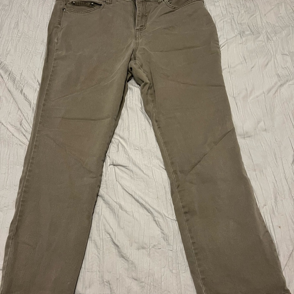 3/$30 Faded Glory Women's Jeans in Olive